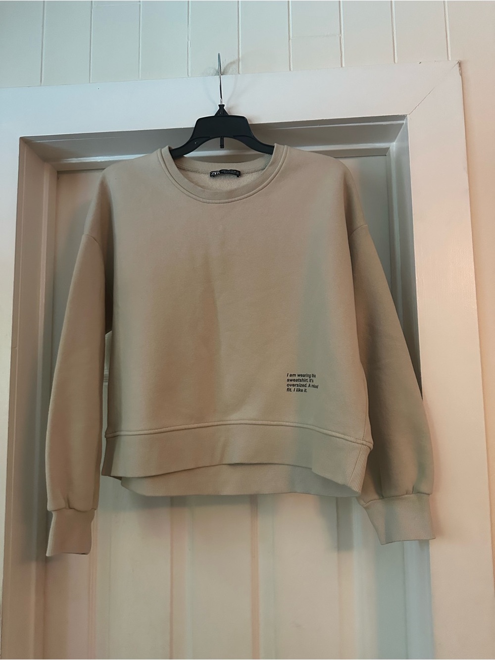 Zara Cream Cropped Crewneck Sweatshirt - Women
